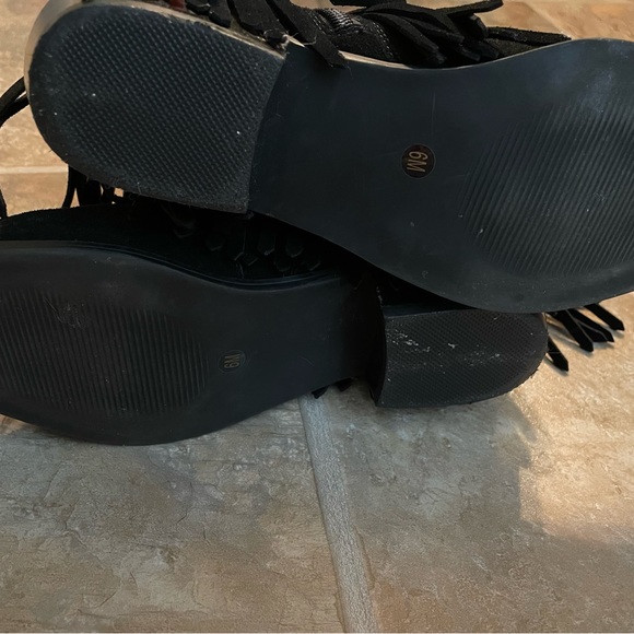 •Steve Madden Fridge Boots• - Picture 4 of 5